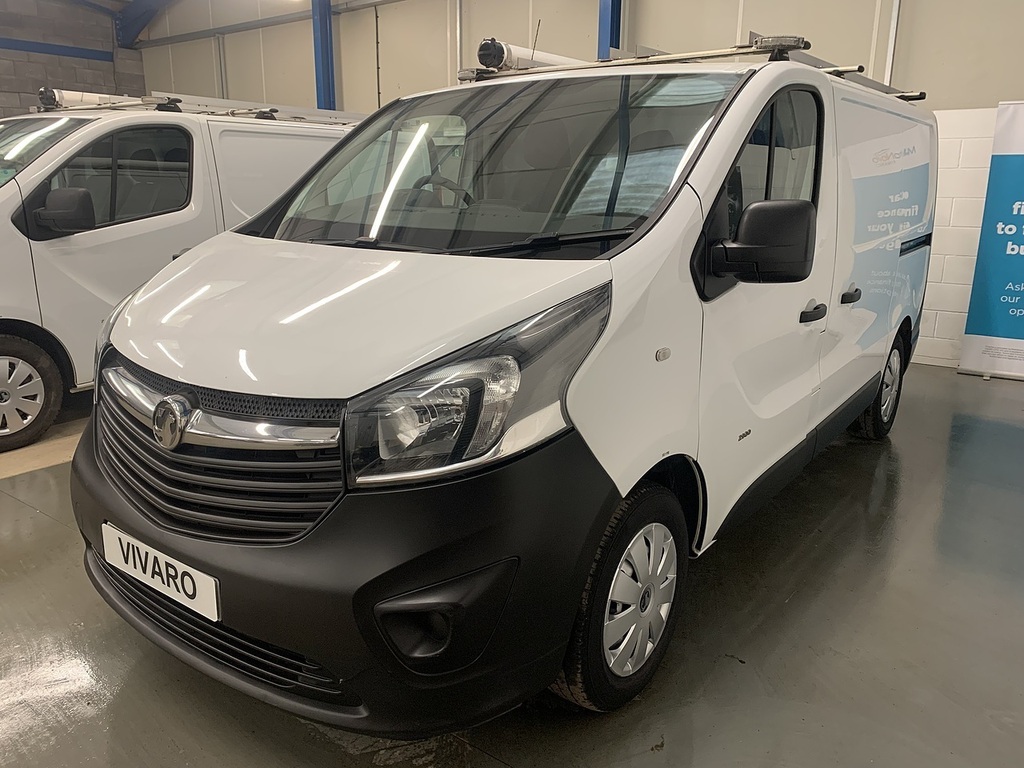 Vauxhall Vivaro Cdti 2900 Ecoflex U3174 White #2