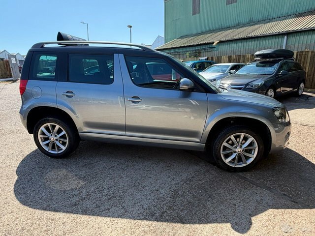 Skoda Yeti 1.2 Tsi Se Suv Euro 6 S S 110 Grey #3