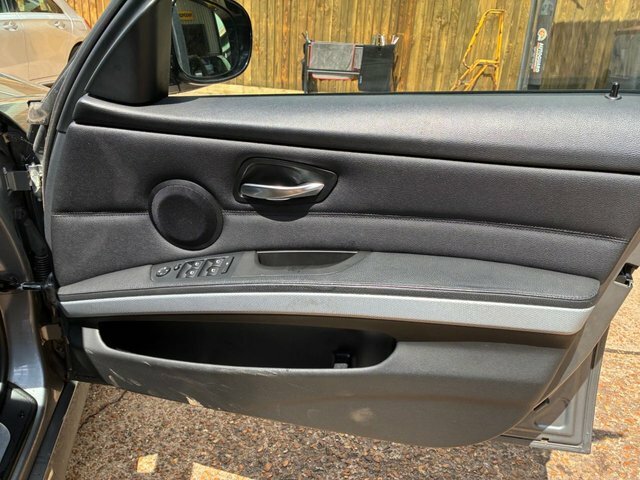 BMW 3 Series 2.0 320I Se Touring Euro 5 Ss Black #30