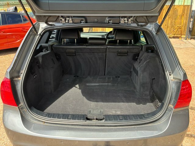 BMW 3 Series 2.0 320I Se Touring Euro 5 Ss Black #27