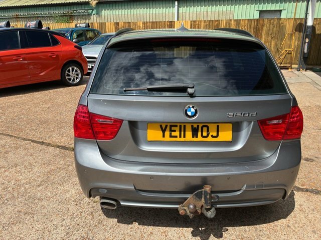 BMW 3 Series 2.0 320I Se Touring Euro 5 Ss Black #9