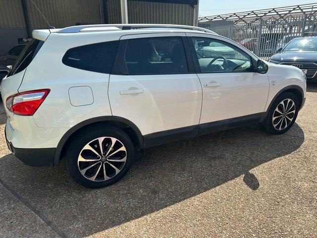 Nissan Qashqai+2 Plus 2 Dci N-tec White #18