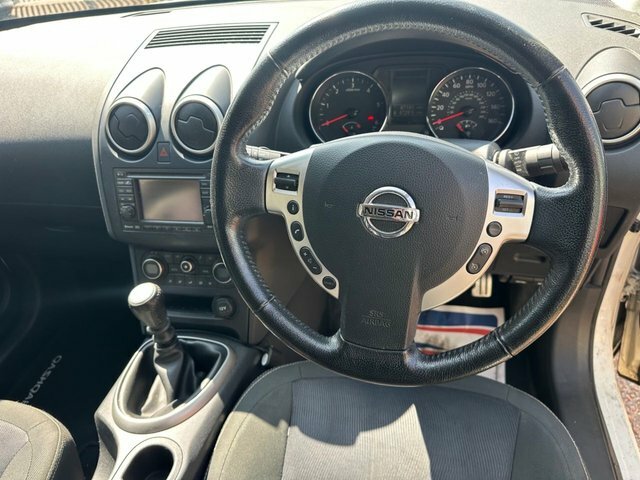 Nissan Qashqai+2 Plus 2 Dci N-tec White #20