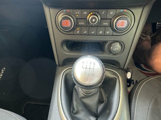 Nissan Qashqai+2 Plus 2 Dci N-tec White #29