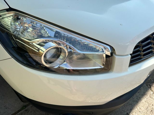 Nissan Qashqai+2 Plus 2 Dci N-tec White #3