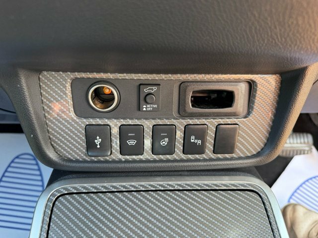 Mitsubishi Outlander 2.4 Phev Juro Black #43