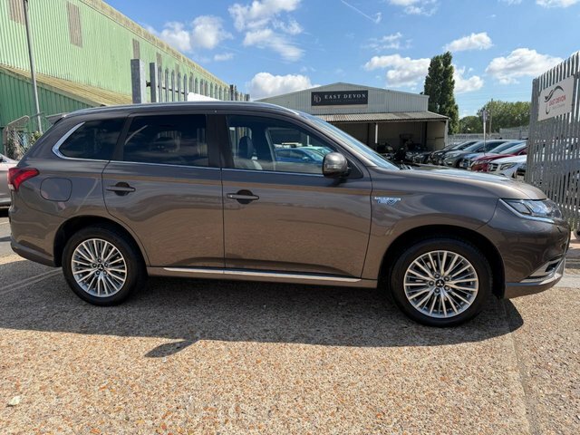 Mitsubishi Outlander 2.4H Twinmotor 13.8Kwh 4H Suv Plug-in H Brown #3