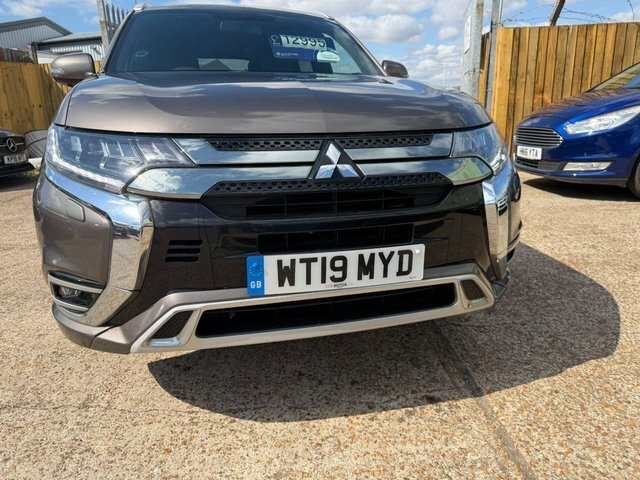 Mitsubishi Outlander 2.4 Phev Juro Black #18
