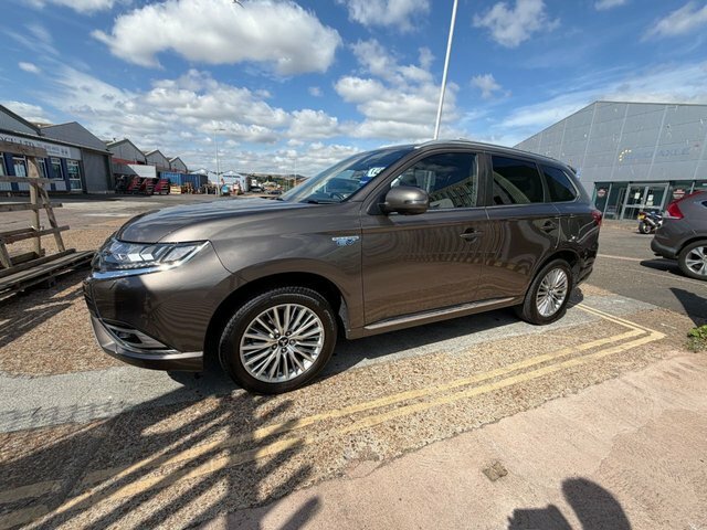 Mitsubishi Outlander 2.4 Phev Juro Black #15