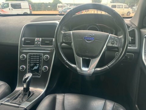 Volvo XC60 Suv Black #11