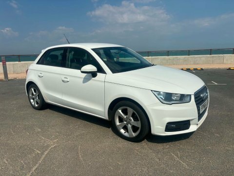 Audi A1 Sportback Tfsi Sport White #4