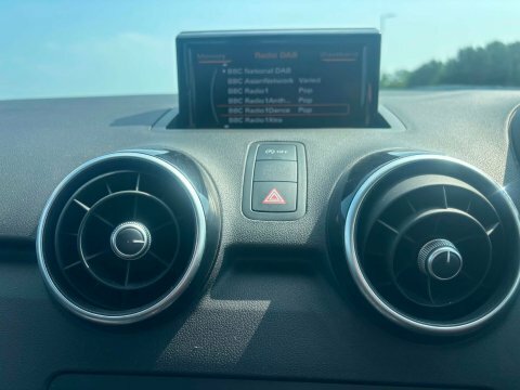 Audi A1 Sportback Tdi Sport White #10