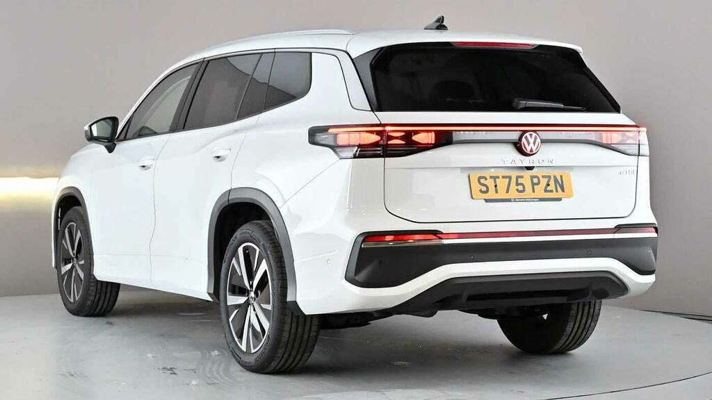 Volkswagen Tayron 1.5 Etsi Elegance Dsg7 7 Seat White #3