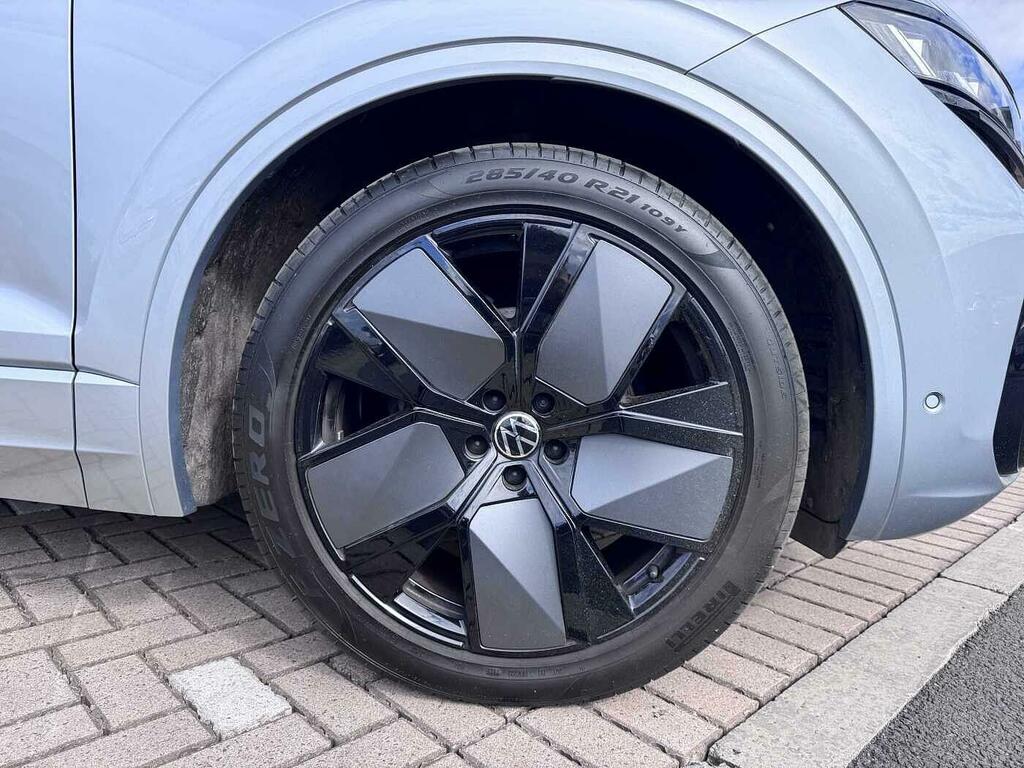 Volkswagen Touareg 3.0 V6 Tdi 4Motion 286 Black Edition Tip DG75ZXH Silver #5