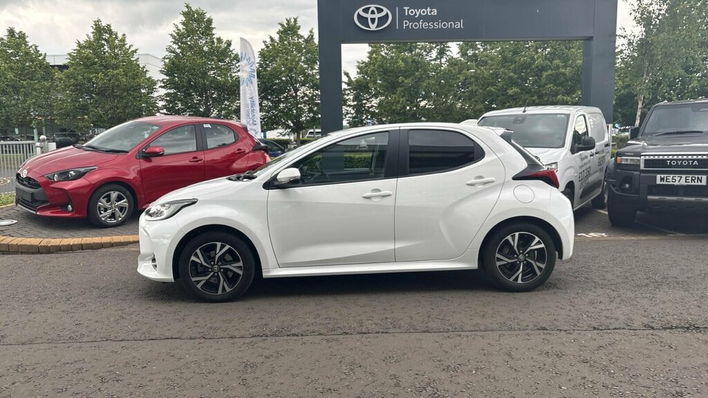 Toyota Yaris 1.5 Vvt-h Design E-cvt Euro 6 Ss WM74AFK White #5