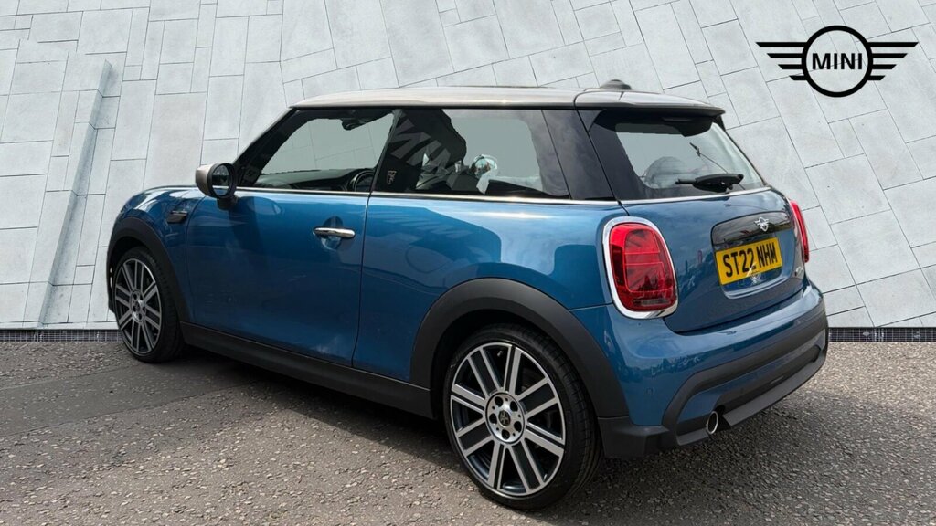 Mini Hatch 3-Door Hatch Cooper Exclusive ST22NHM Blue #3
