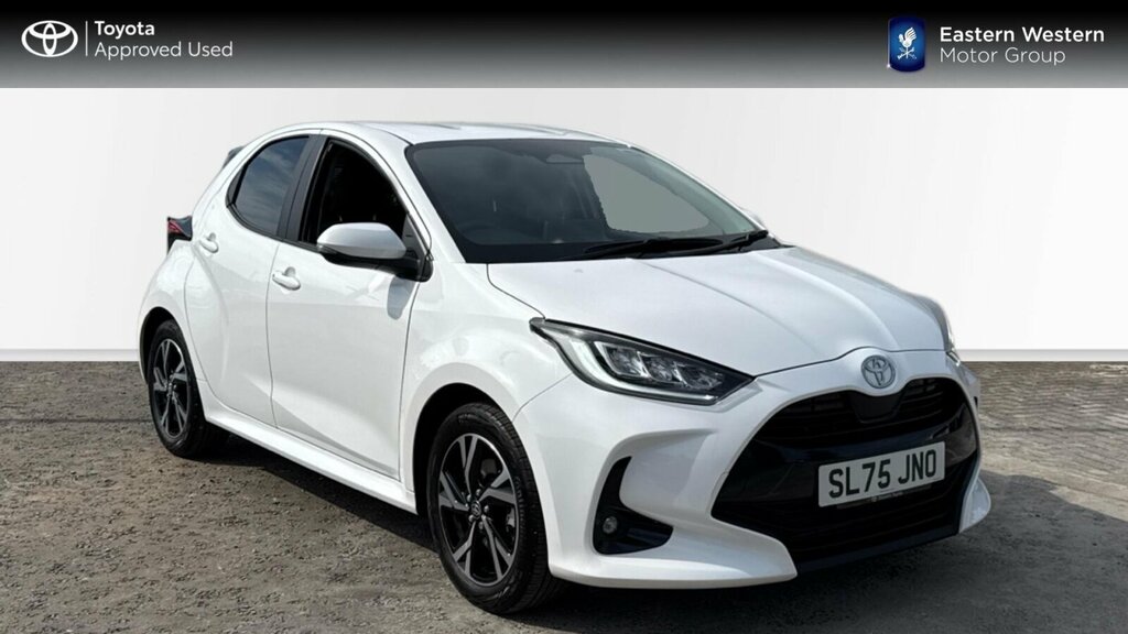 Toyota Yaris 1.5 Vvt-h Design E-cvt Euro 6 Ss White