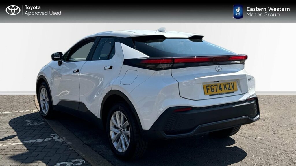 Toyota C-Hr 1.8 Vvt-h Icon Cvt Euro 6 Ss White #4
