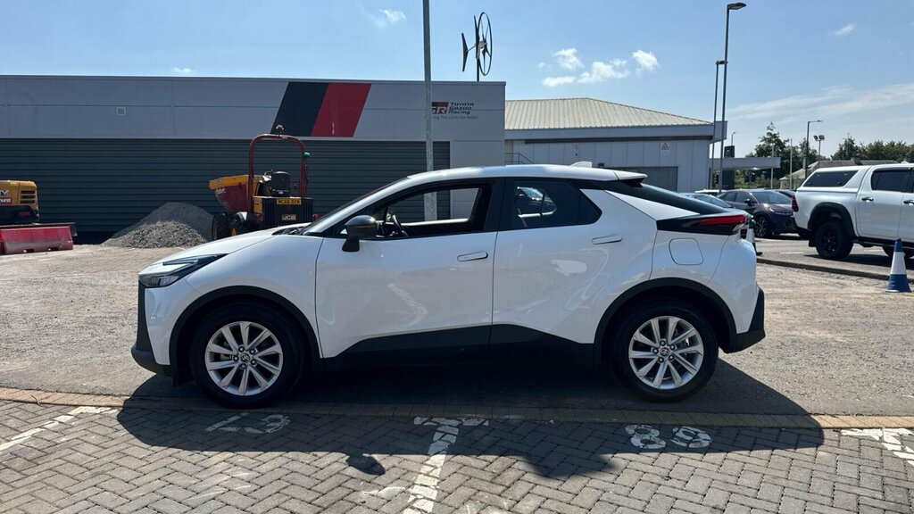 Toyota C-Hr 1.8 Vvt-h Icon Cvt Euro 6 Ss White #5