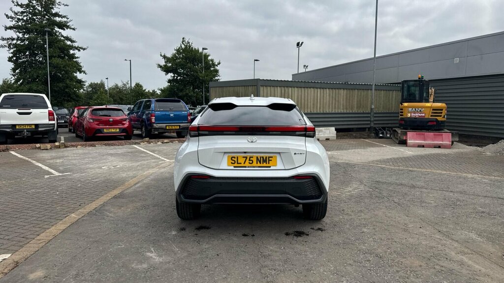 Toyota C-Hr 2.0 Vvt 13.6Kwh Design Cvt Euro 6 Ss SL75NMF White #6