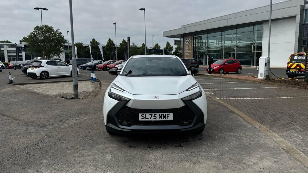 Toyota C-Hr 2.0 Vvt 13.6Kwh Design Cvt Euro 6 Ss SL75NMF White #2