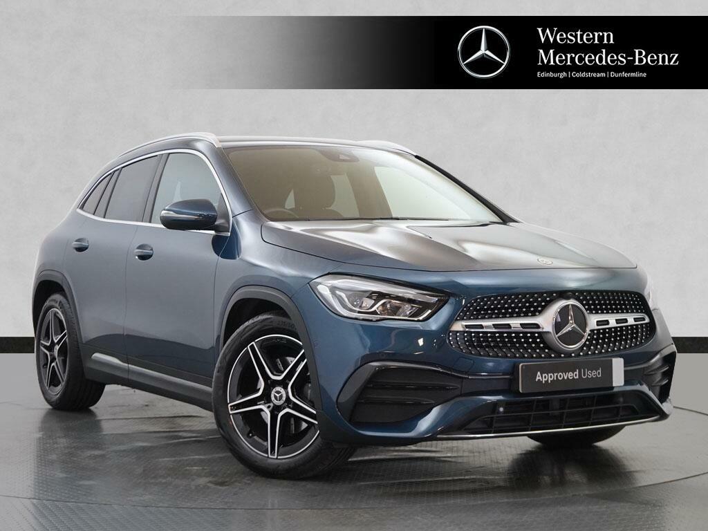 Mercedes-Benz GLA Class Gla 200 Amg Line Executive Blue