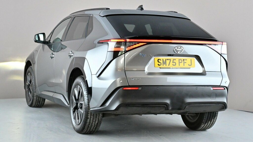 Toyota bZ4X 73.1Kwh Design Suv 224 Ps SM75PFJ Grey #3