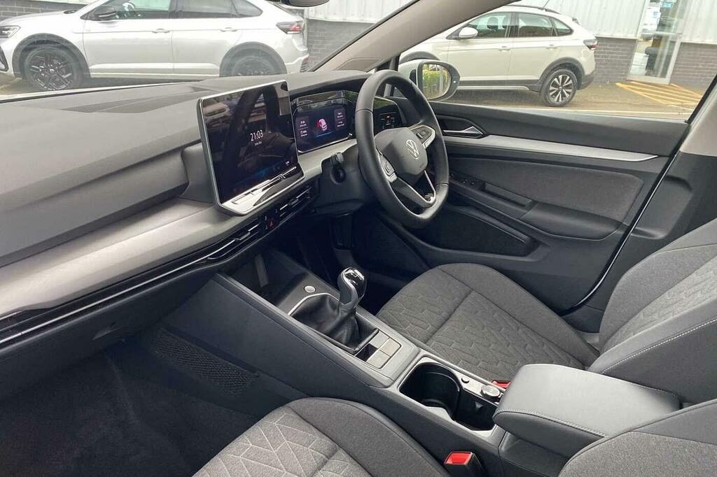 Volkswagen Golf 1.5 Tsi Match PF75MUA White #2