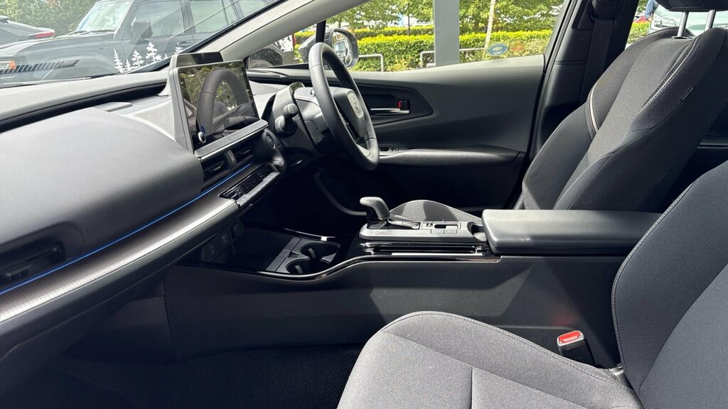 Toyota Prius 2.0 13.6Kwh Design Cvt Euro 6 Ss SL75FWN Silver #5