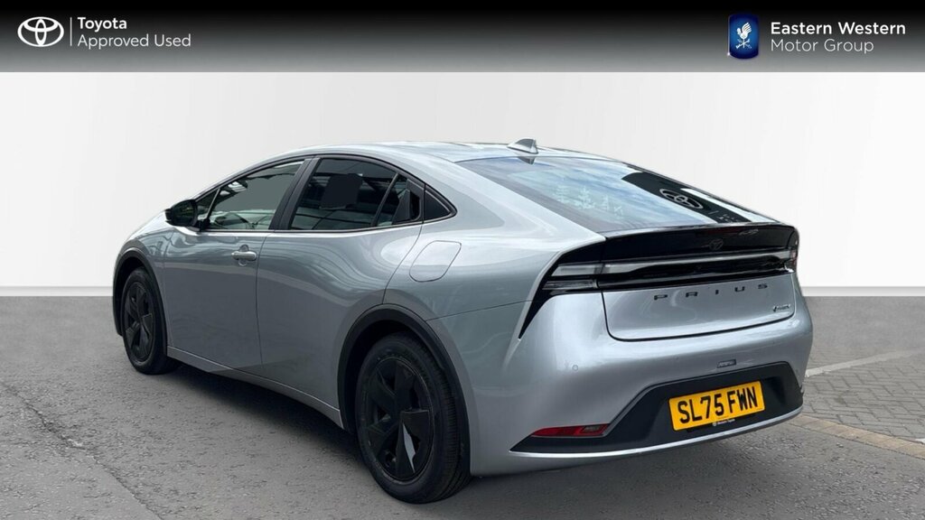 Toyota Prius 2.0 13.6Kwh Design Cvt Euro 6 Ss SL75FWN Silver #4