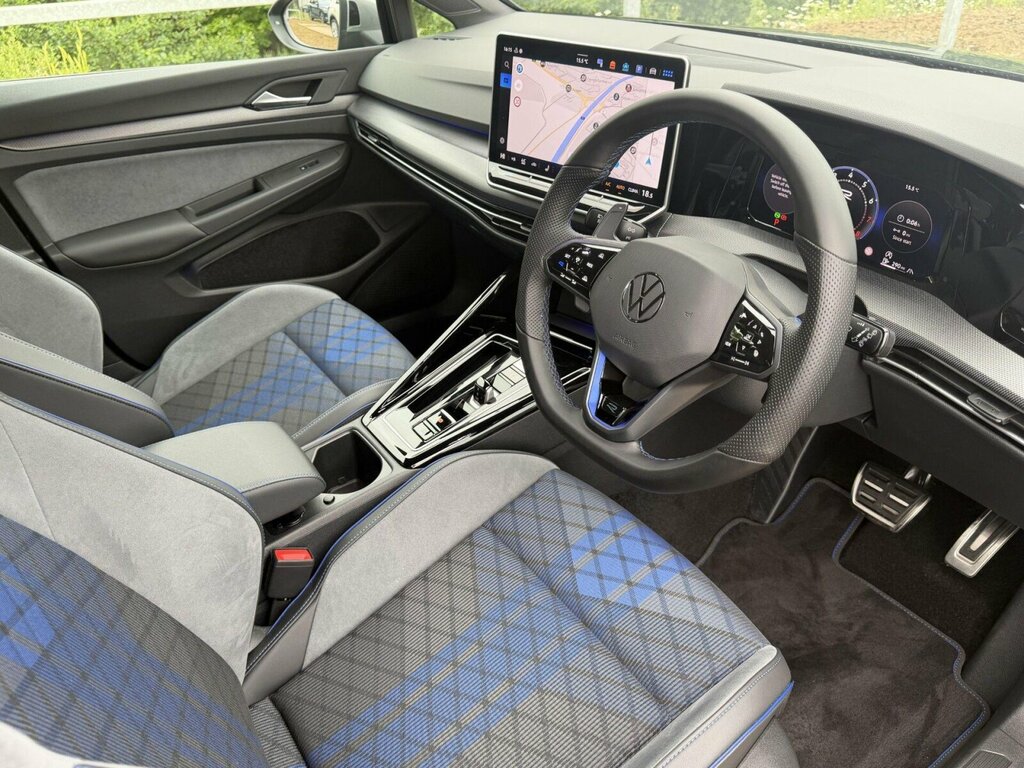 Volkswagen Golf 2.0 Tsi 333 R 4Motion Dsg SK26BXY Black #6