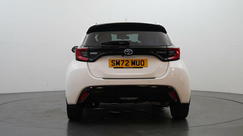 Toyota Yaris 1.5 Vvt-h Excel E-cvt Euro 6 Ss SM72MUO White #5