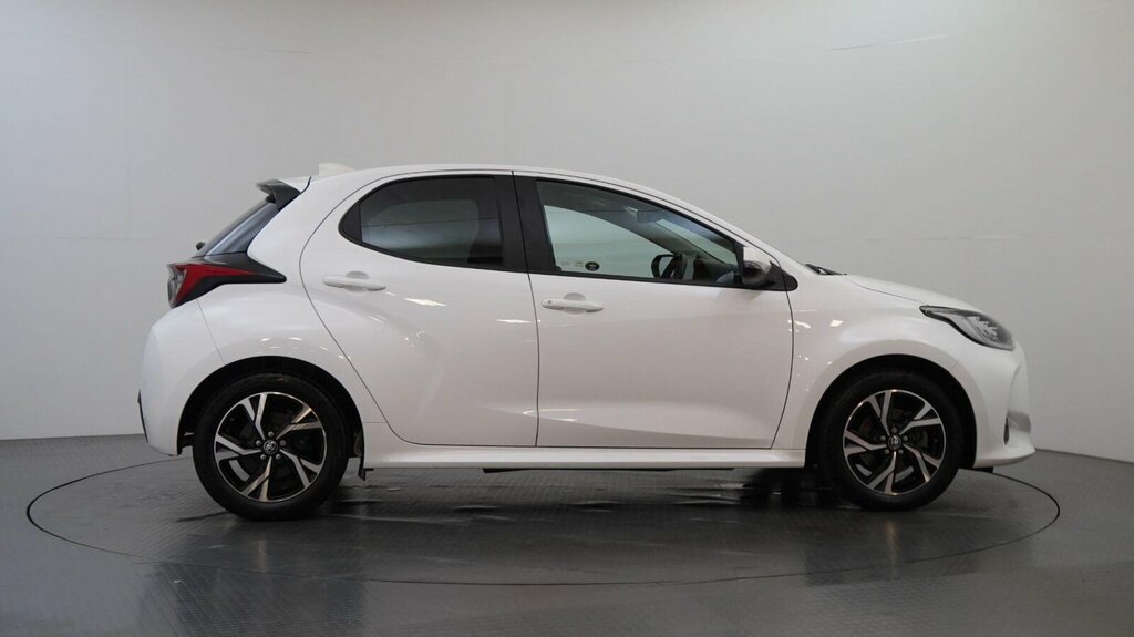 Toyota Yaris 1.5 Vvt-h Design E-cvt Euro 6 Ss SM74HHD White #6