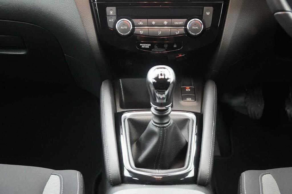 Nissan Qashqai Acenta Premium Di Blue #25