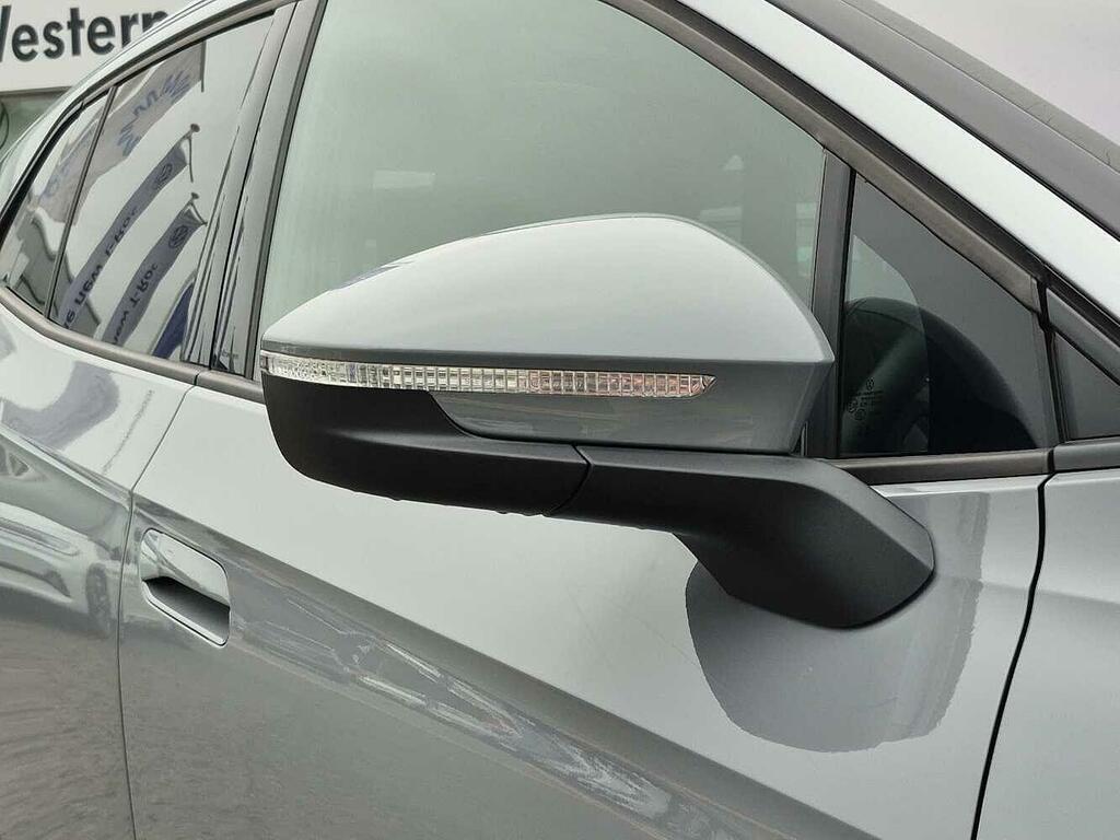 Volkswagen ID.4 Pro 77Kwh Match Suv 286 Ps Black #14