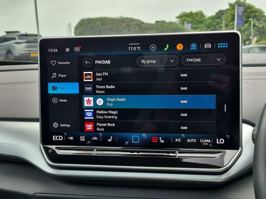 Volkswagen ID.4 Pro 77Kwh Match Suv 286 Ps Black #31