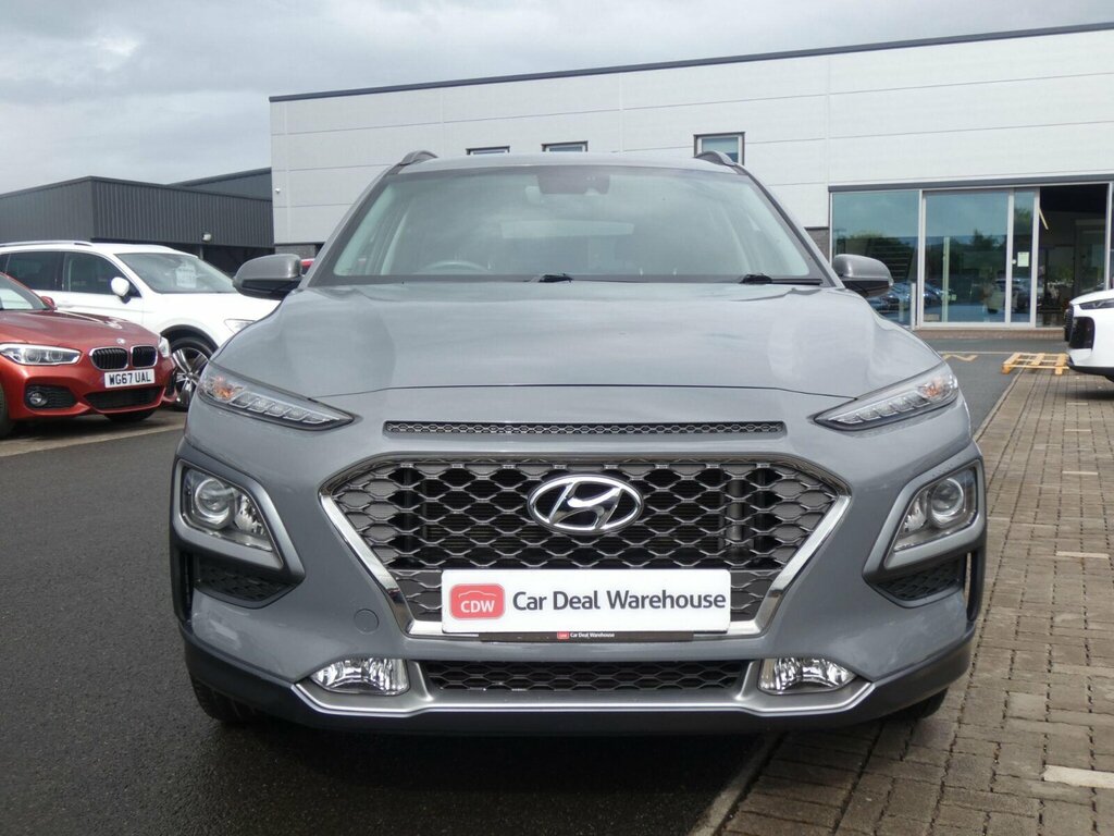 Hyundai Kona Kona Premium Se White #9