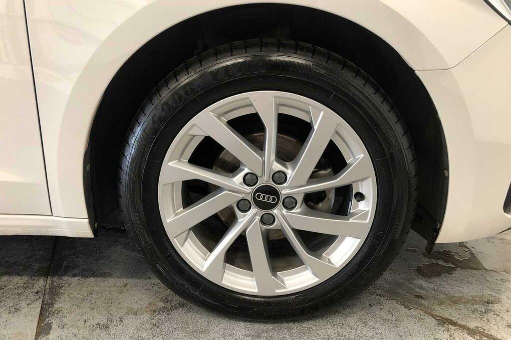 Audi A1 Sport 25 Tfsi 95 Ps 5-Speed SM24ZTD White #5