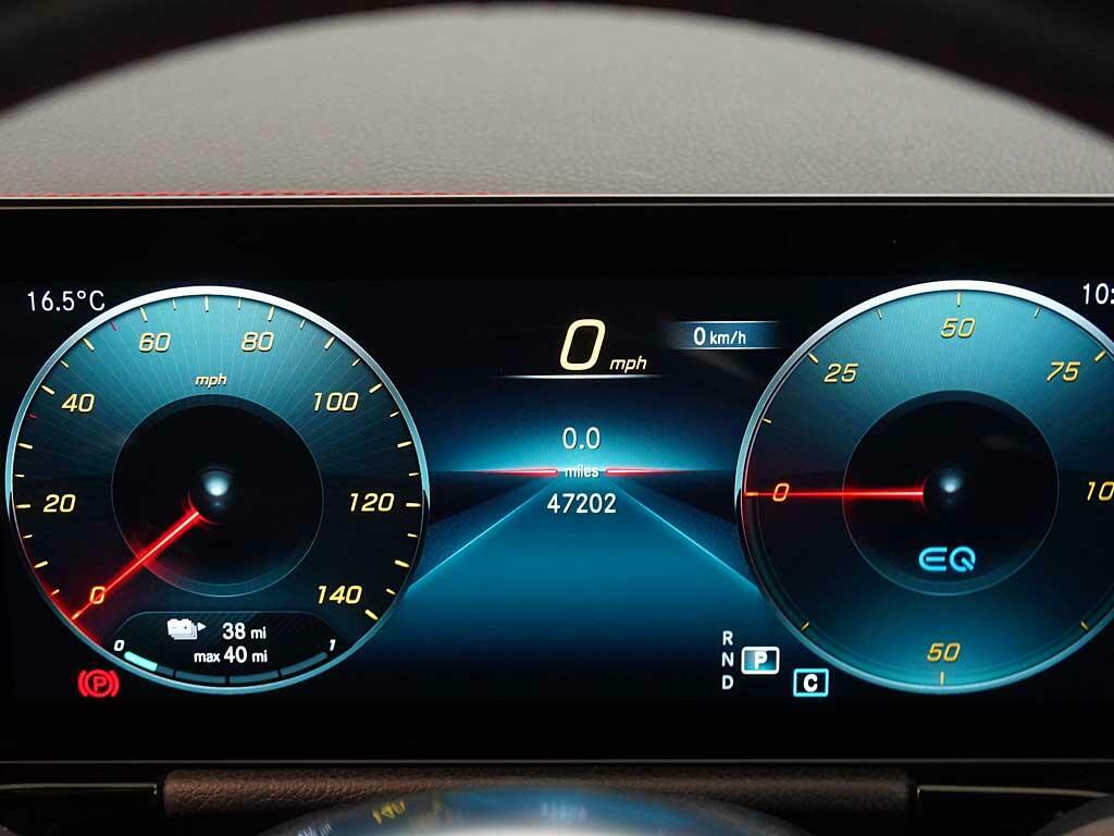 Mercedes-Benz EQA Eqa 250 Amg Line White #4