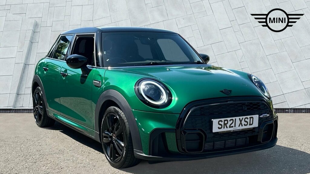 Mini Hatch 5-Door Hatch Cooper Sport SR21XSD Green