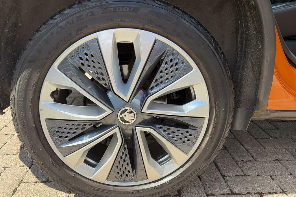 Skoda Karoq Suv 1.5 Tsi 150Ps Se L Grey #13