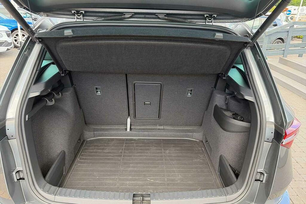Skoda Karoq Suv 1.0 Tsi 110Ps Se Drive Grey #14