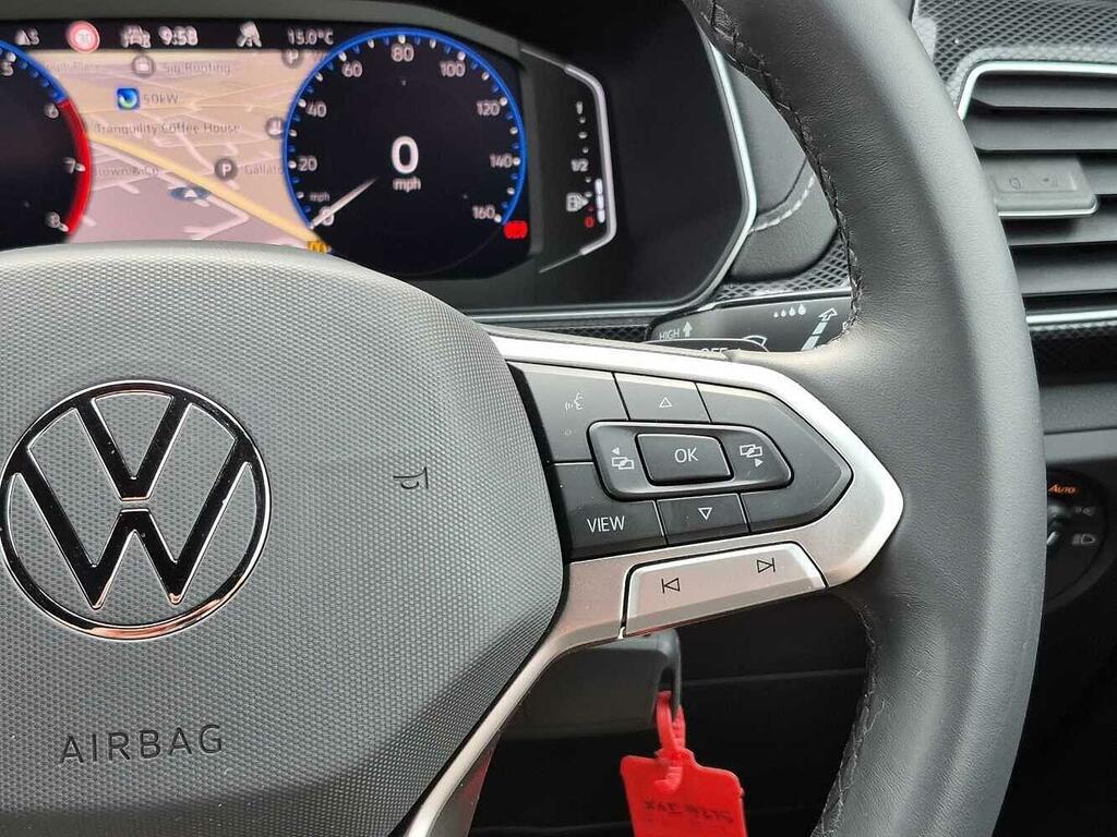 Volkswagen T-Cross 1.0 Tsi Match Silver #32