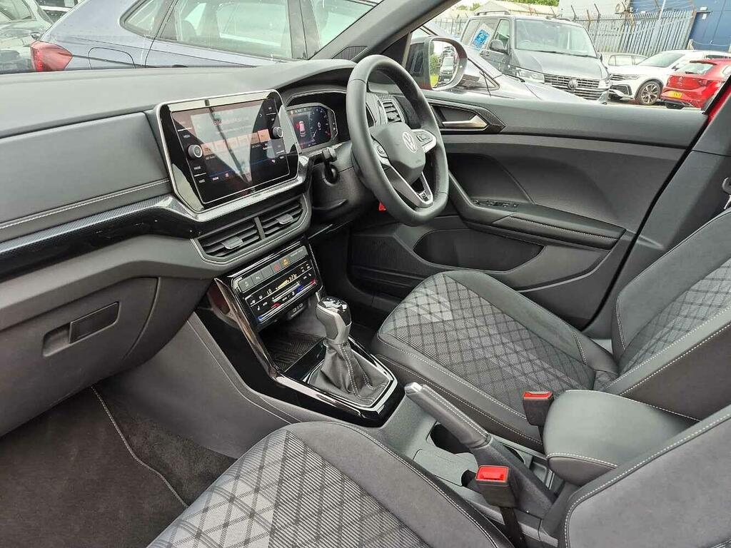 Volkswagen T-Cross Black Edition 1.0 Tsi 115Ps 7-Speed Dsg Red #2