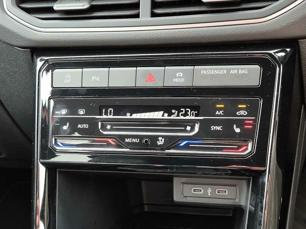Volkswagen T-Cross 1.0 Tsi Match Silver #23