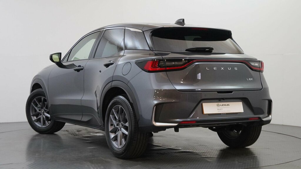 Lexus LBX 1.5 Vvt-ie Takumi Design Suv Hybrid E-c Red #8