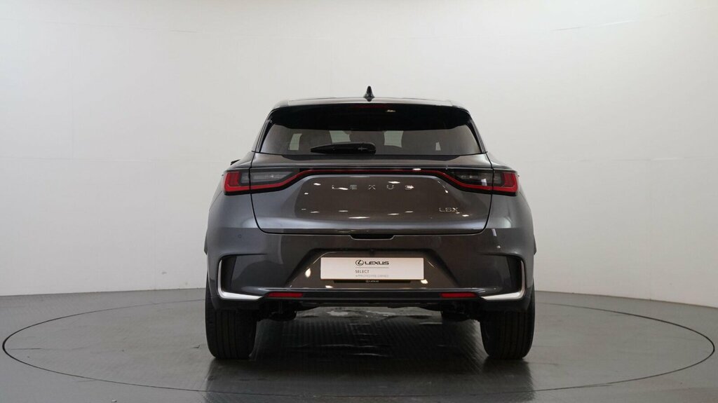 Lexus LBX 1.5 Vvt-ie Takumi Design Suv Hybrid E-c Red #9