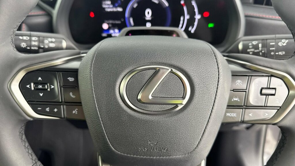 Lexus LBX 1.5 Vvt-ie Takumi Design Suv Hybrid E-c Red #17