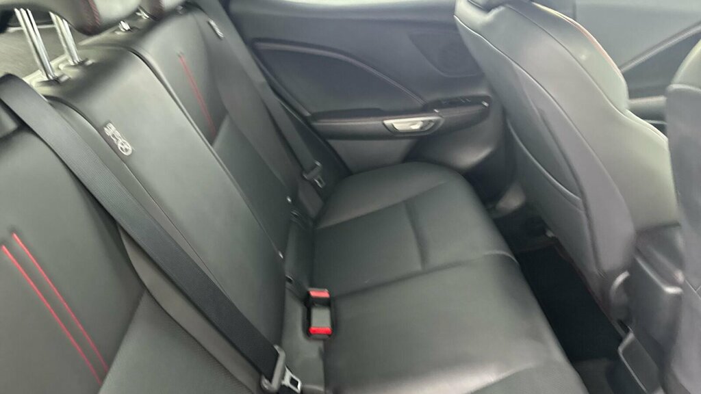 Lexus LBX 1.5 Vvt-ie Takumi Design Suv Hybrid E-c Red #15