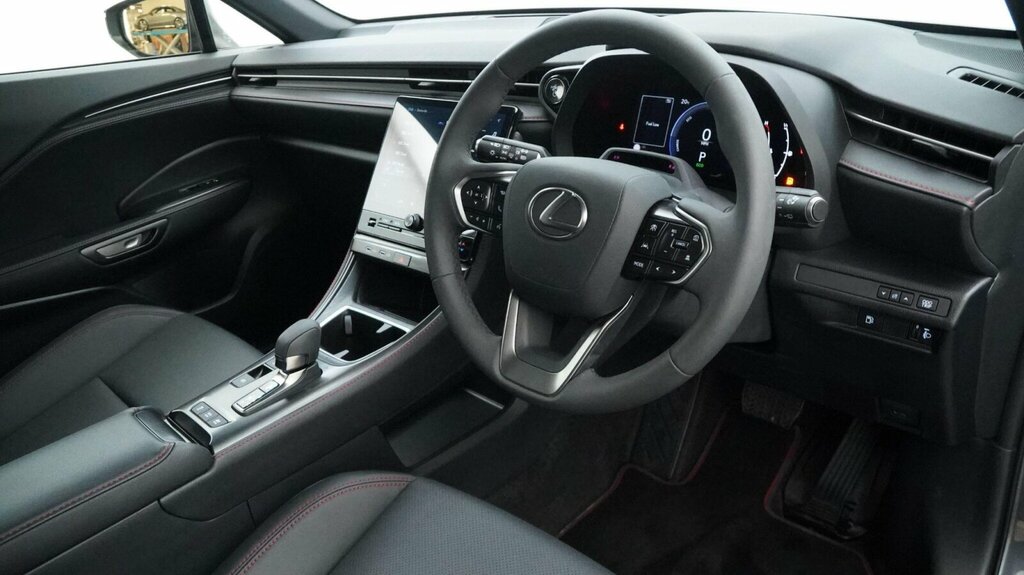 Lexus LBX 1.5 Vvt-ie Takumi Design Suv Hybrid E-c Red #54